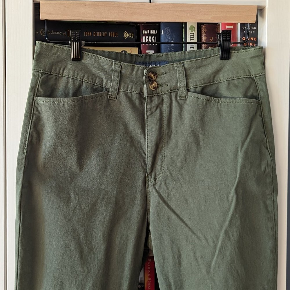 Soft Olive Green High Waist Skinny Pants // Modcloth // Size 10